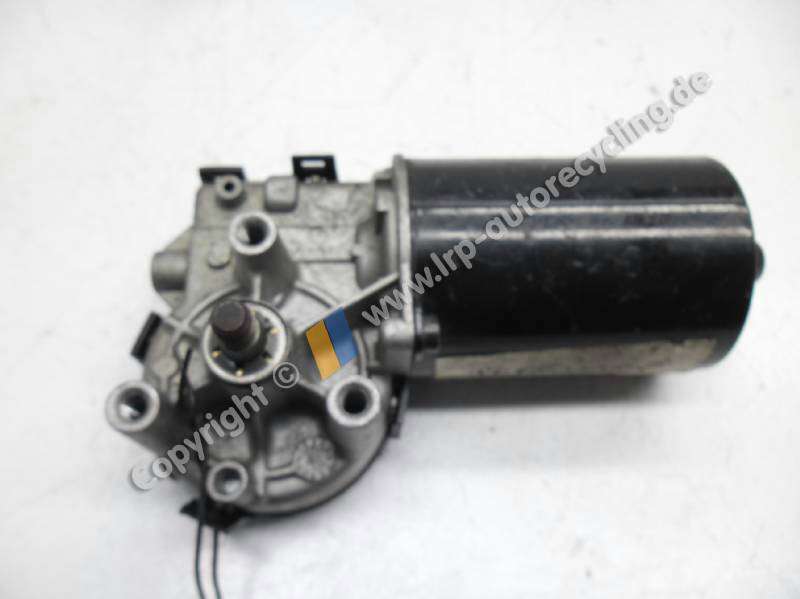 Audi A6 original Wischermotor vorn 0390241140 BOSCH BJ1998